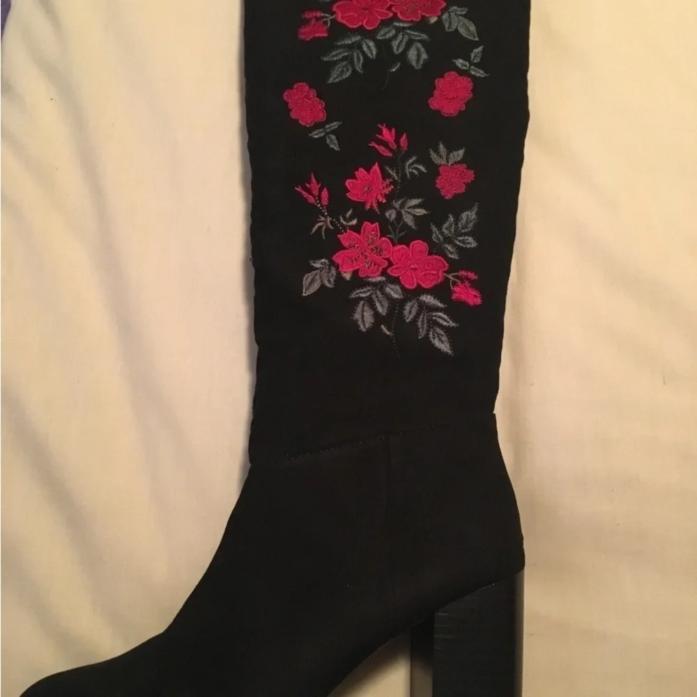 Libby Edelman Thigh High Boots Black w/ Red Floral Embroidery Design Size 8.5